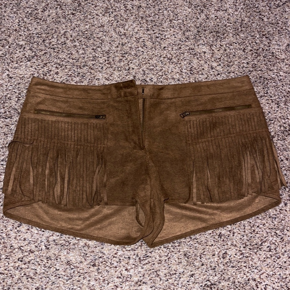 BCBGMAXAZRIA BROWN SUEDE SHORTS WITH FRINGE LARGE